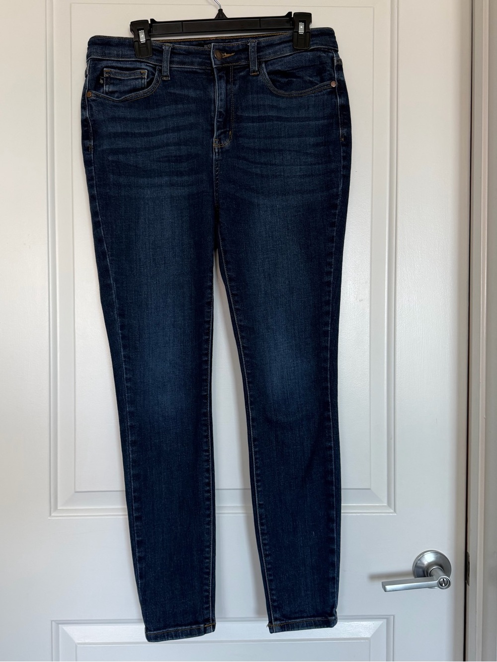 Judy Blue Skinny Fit Dark Wash Jeans EUC